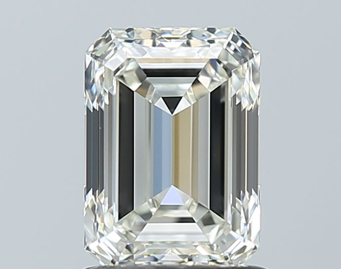 1.30 ct Emerald diamond