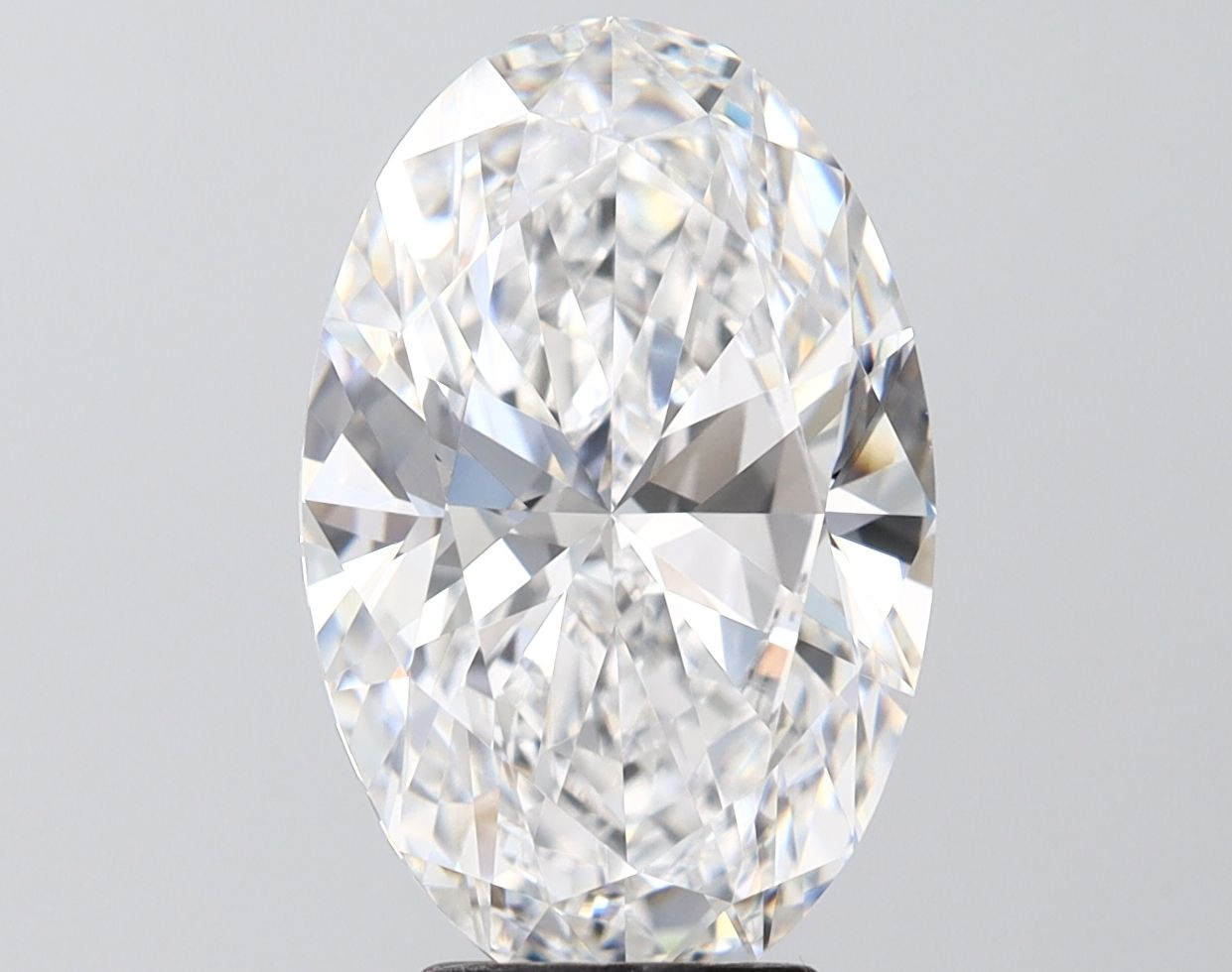 5.04 ct. oval Lab Grown Diamond front image