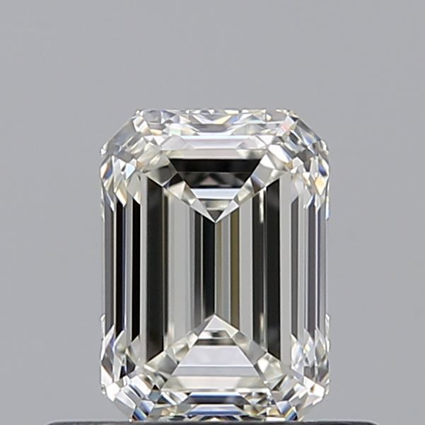 0.56 ct Emerald diamond