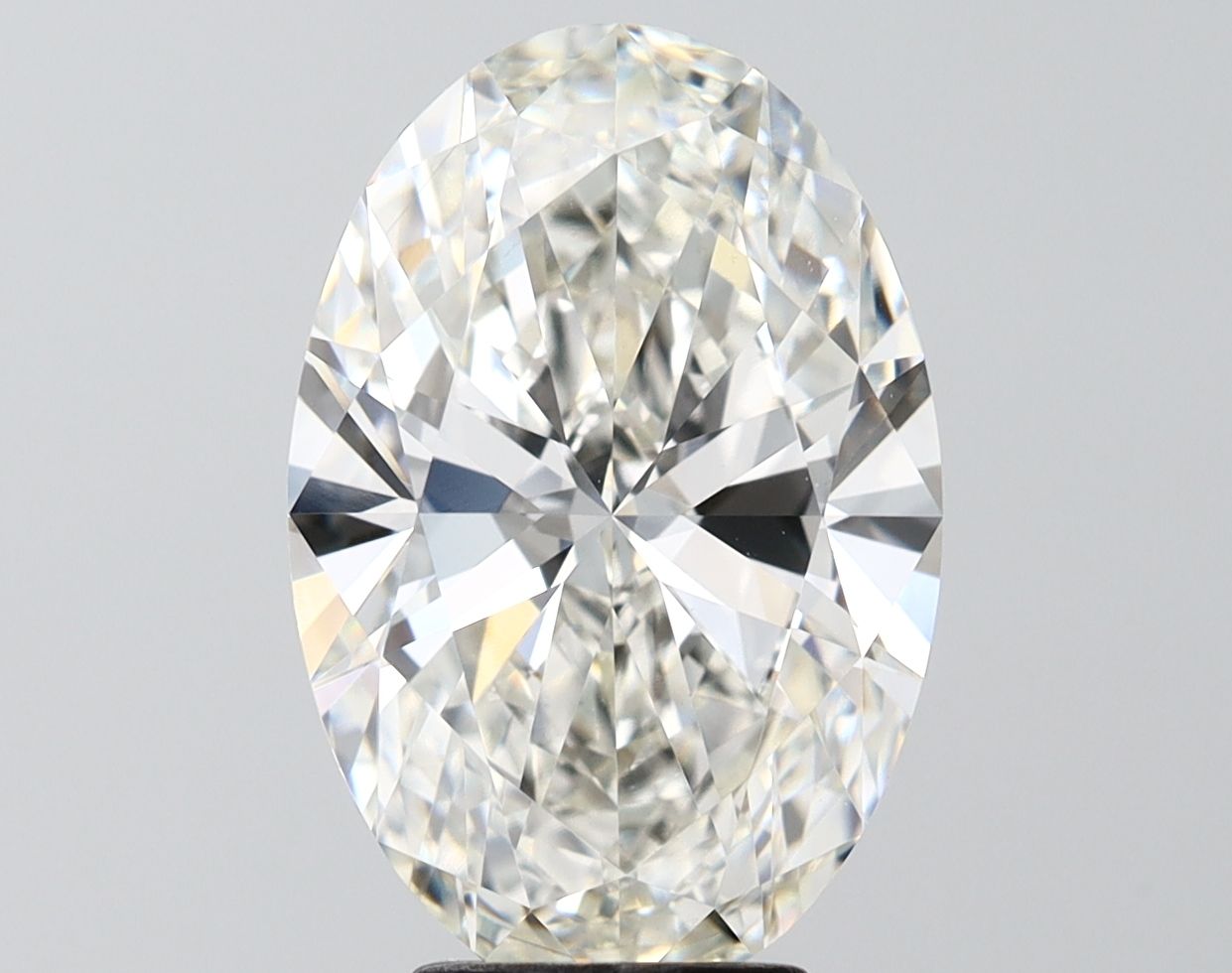 5.01 ct. oval Lab Grown Diamond front image