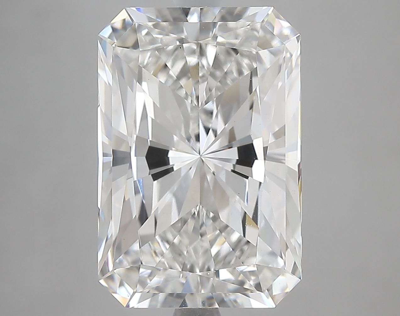 7.02 ct. radiant Lab Grown Diamond front image