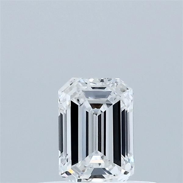 0.39 ct lab-grown Emerald Diamond