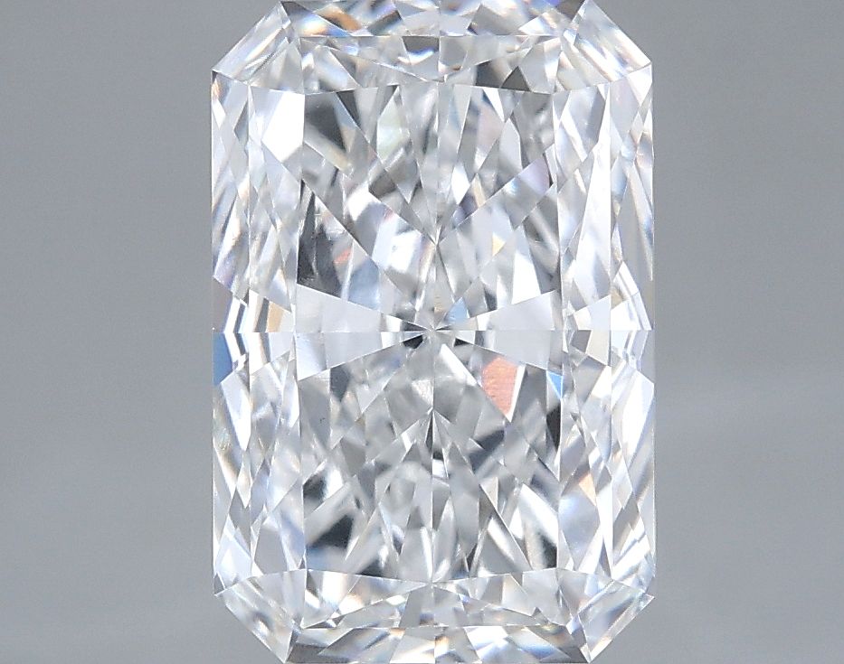 3.53 ct. radiant Lab Grown Diamond front image