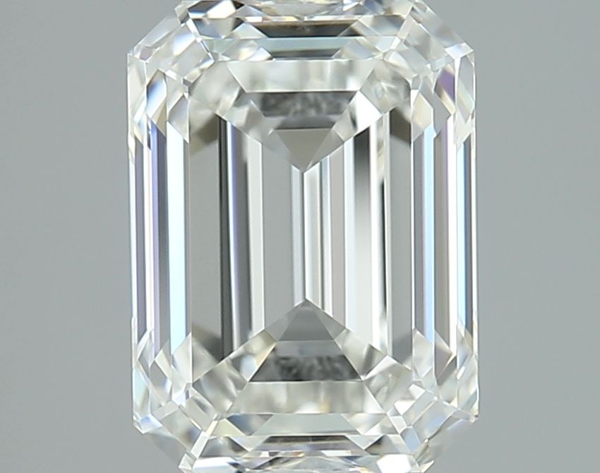 2.01 ct Emerald diamond