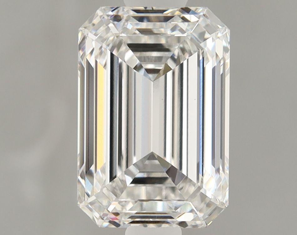 1.57 ct. emerald Lab Grown Diamond front image