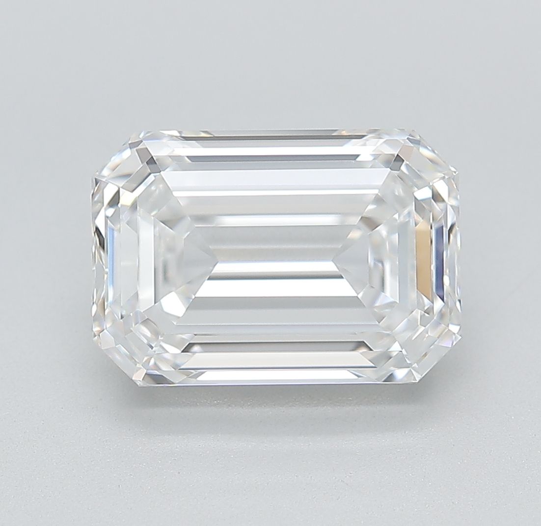 4.29 ct. emerald Lab Grown Diamond front image