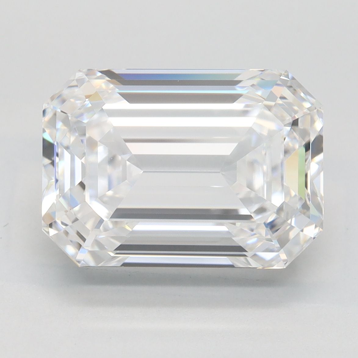 4.52 ct. emerald Lab Grown Diamond front image