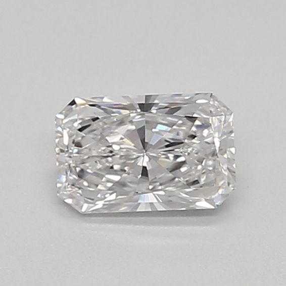 0.33 ct lab-grown Radiant Diamond