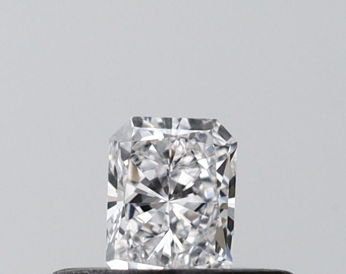 0.22 ct lab-grown Radiant Diamond