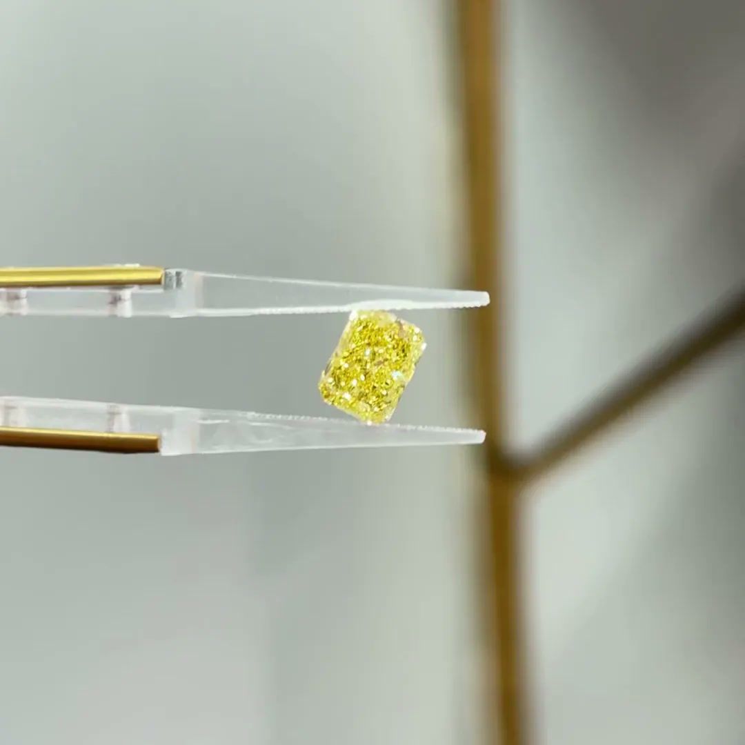 2.05 ct Radiant diamond