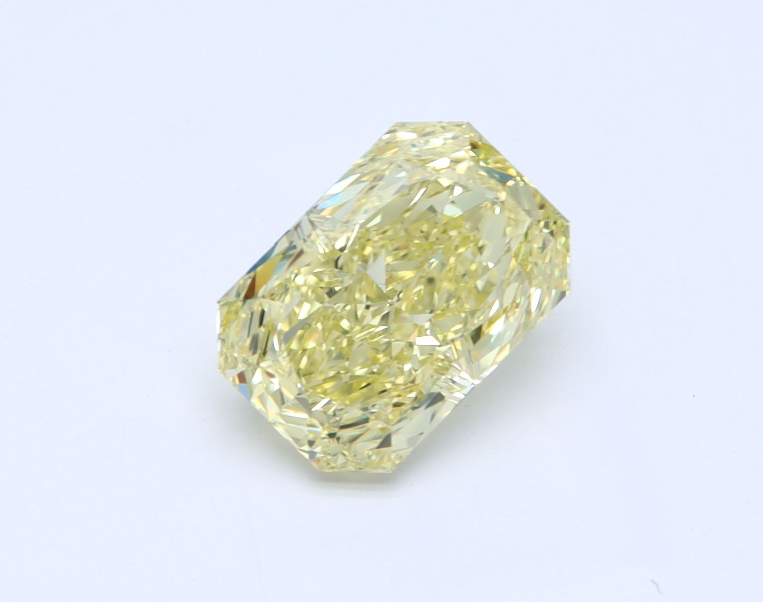 2.02 ct Radiant diamond