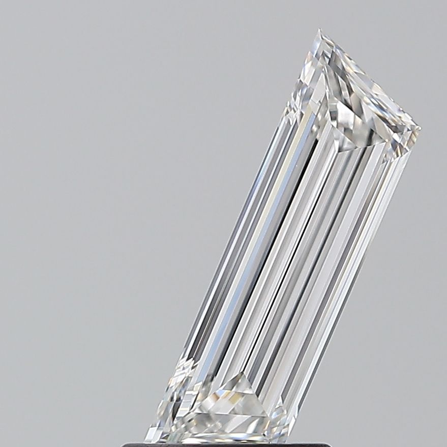 0.9 ct Trapezoid Diamond