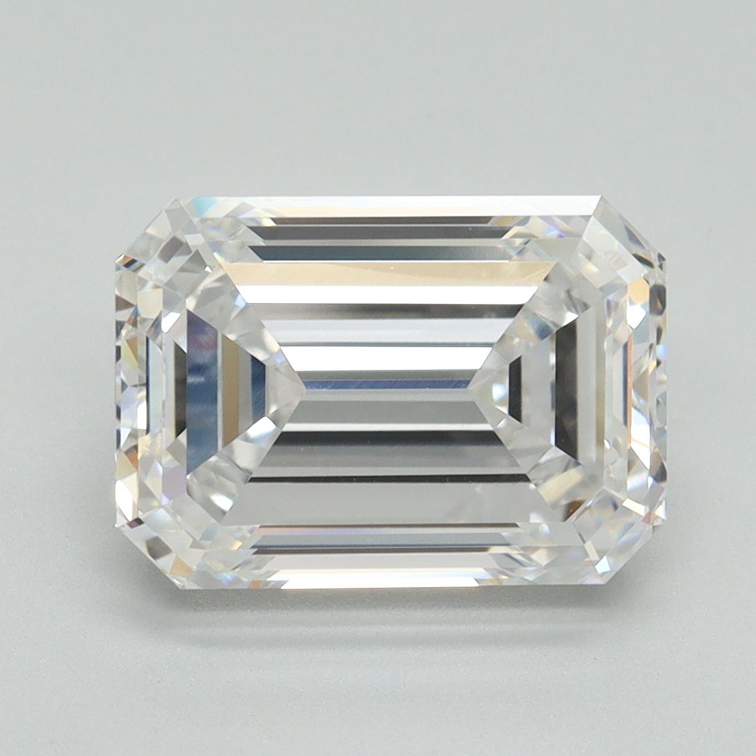 4.16 ct. emerald Lab Grown Diamond front image