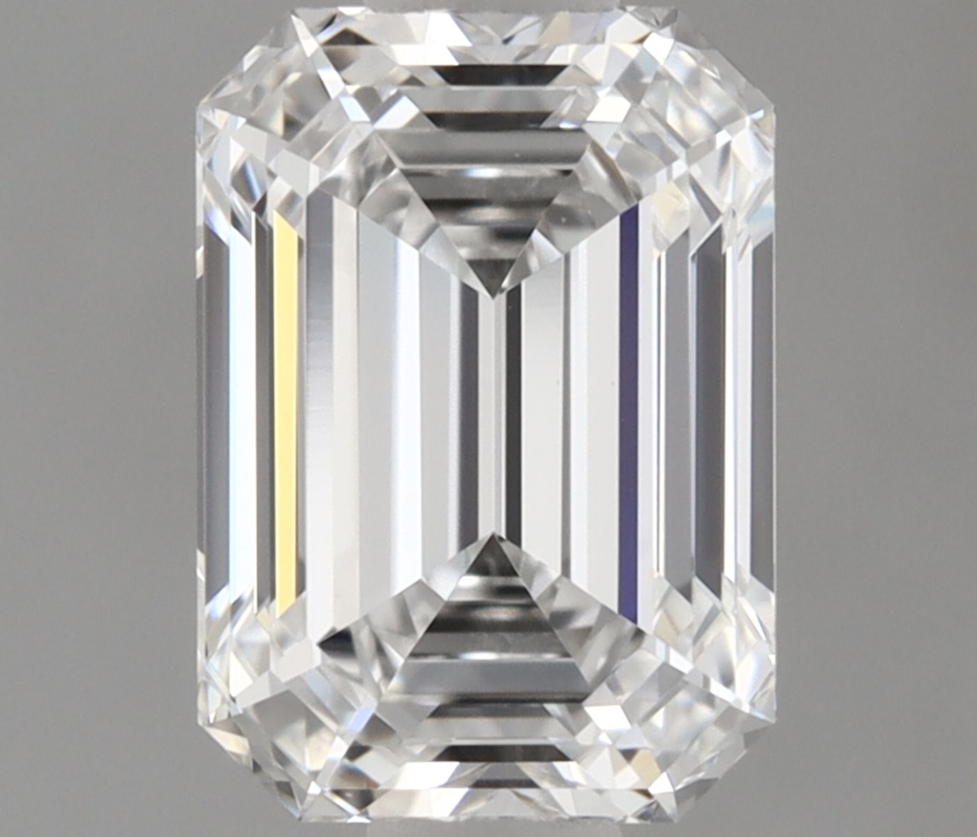 0.92 ct. emerald Lab Grown Diamond front image