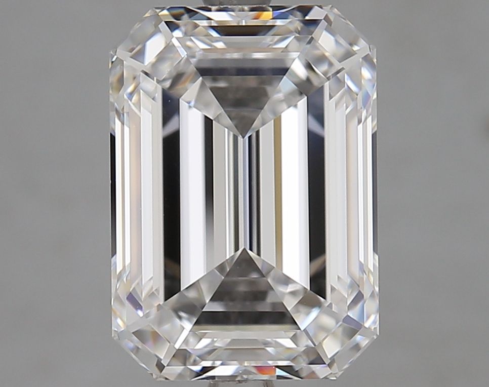 5.23 ct. emerald Lab Grown Diamond front image