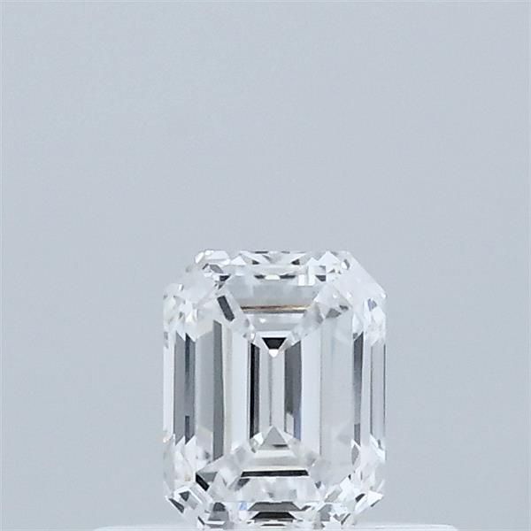0.38 ct lab-grown Emerald Diamond