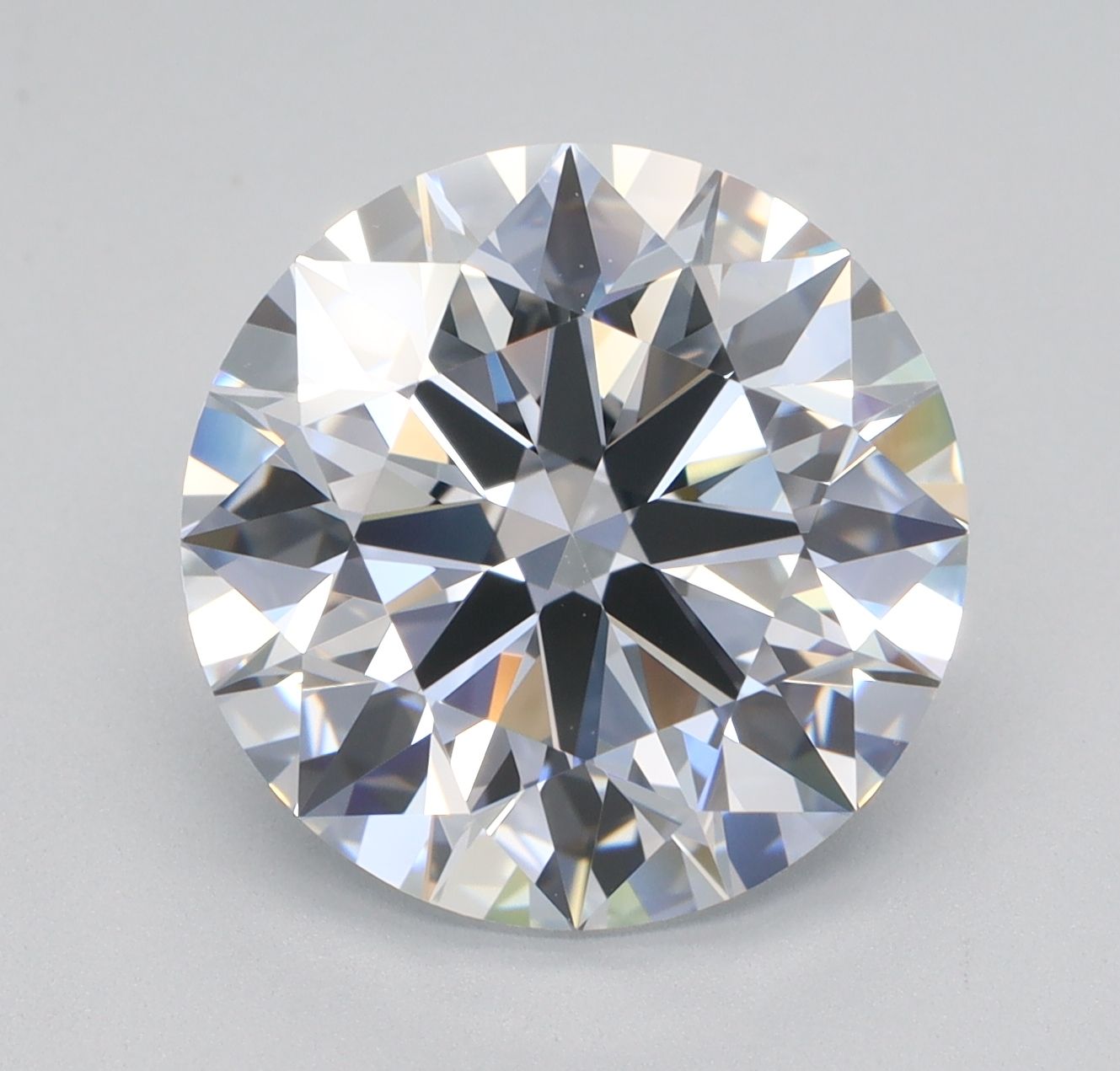 Diamant Rond 4.24 ct - Couleur F - Pureté VVS1