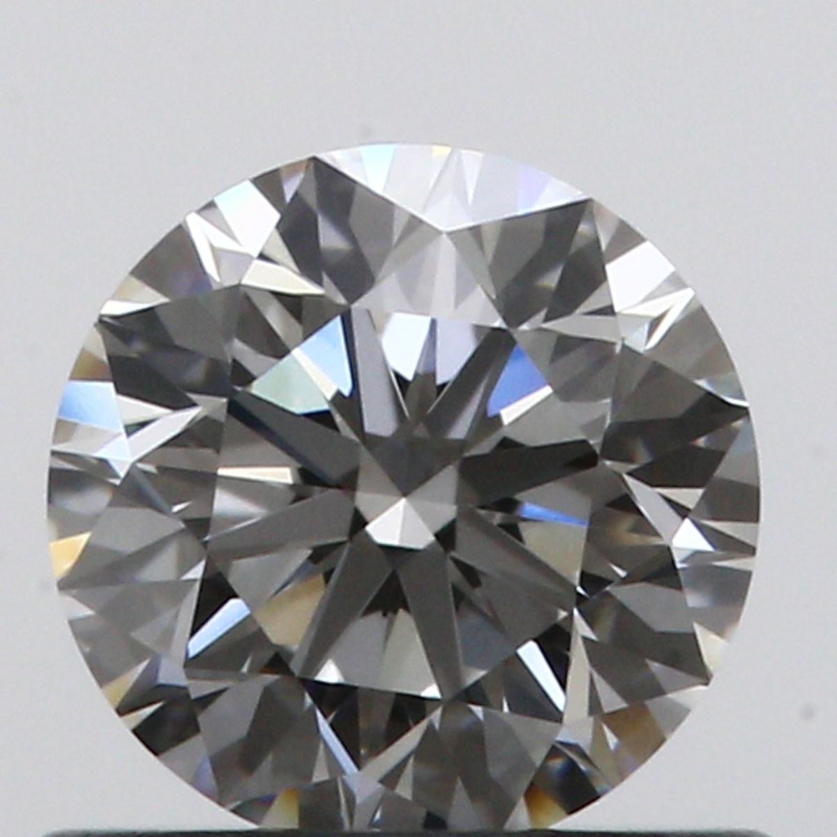 0.61 ct Round diamond