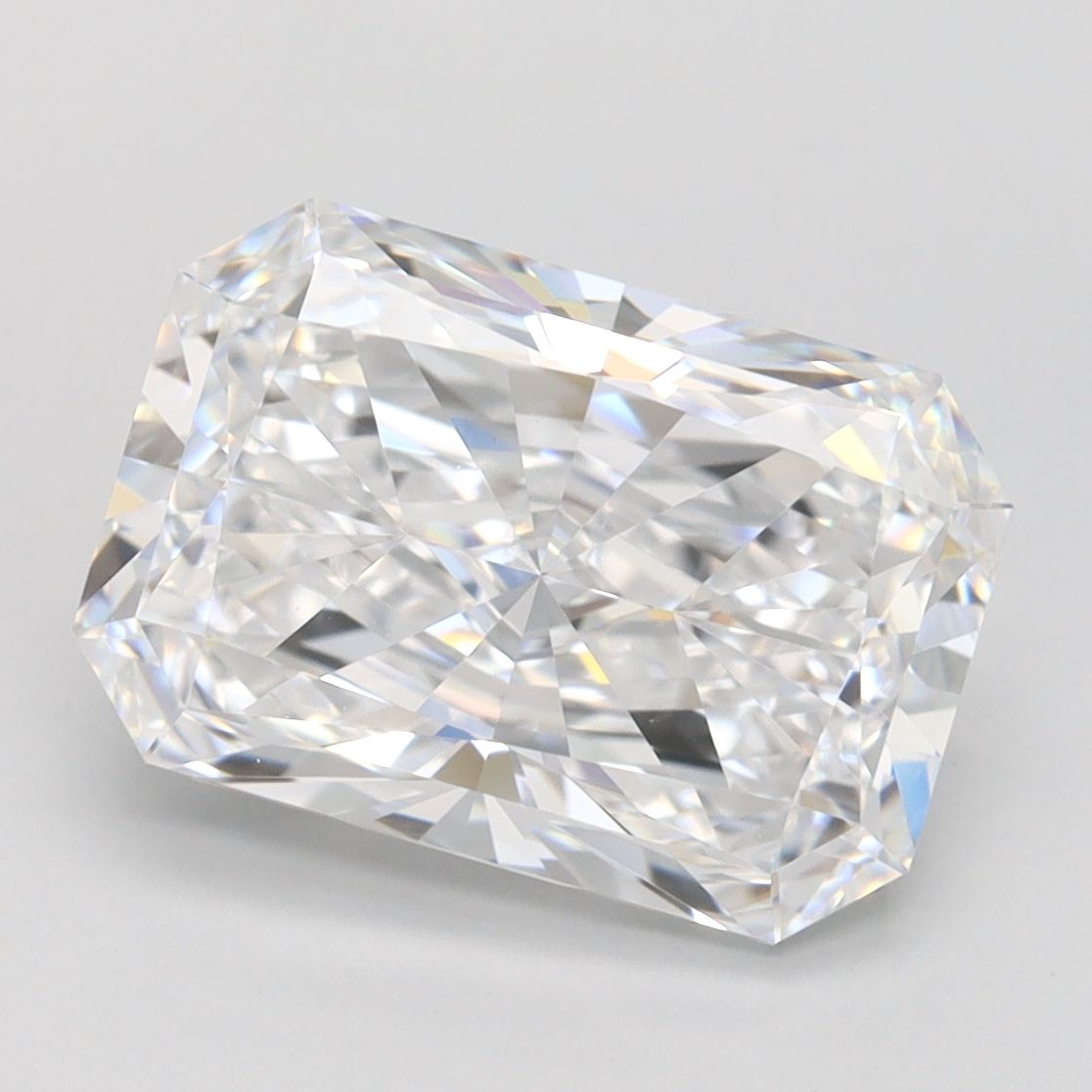 3.15 ct. radiant Lab Grown Diamond front image