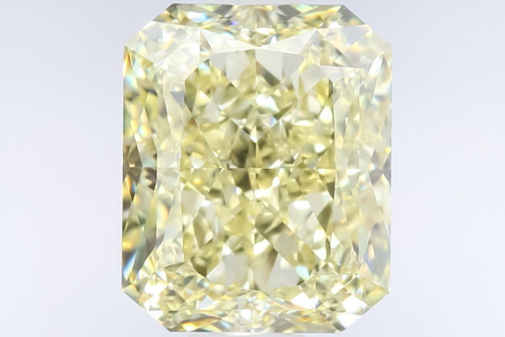 2.24 ct Radiant diamond
