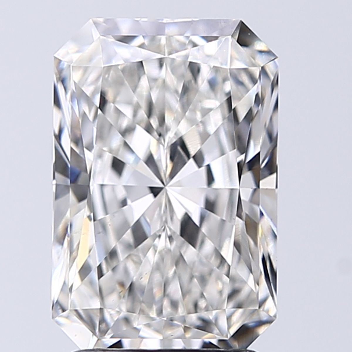 2.51 ct. radiant Lab Grown Diamond front image