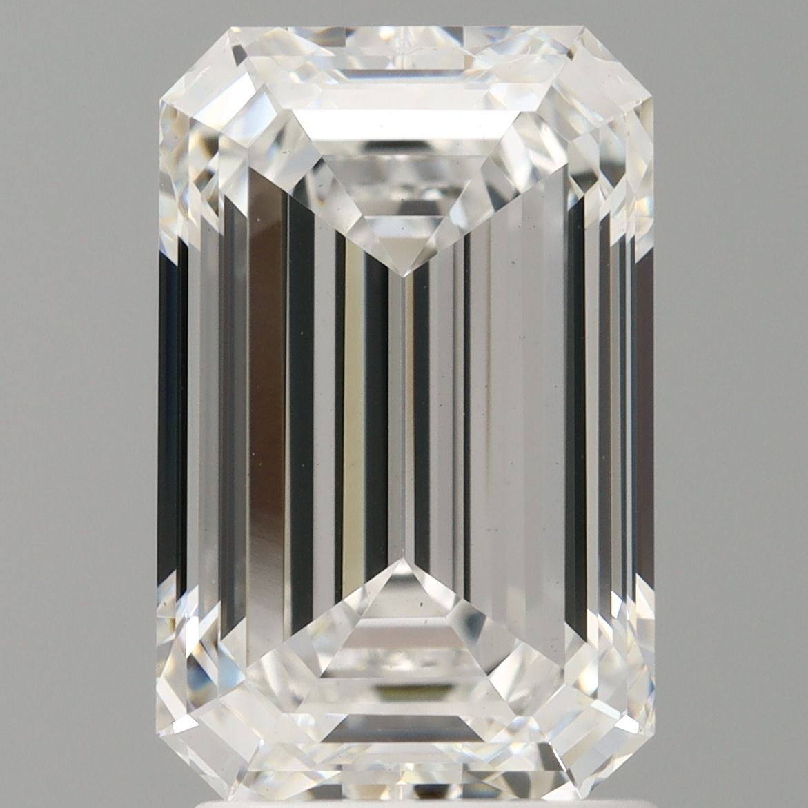 2.59 ct. emerald Lab Grown Diamond front image