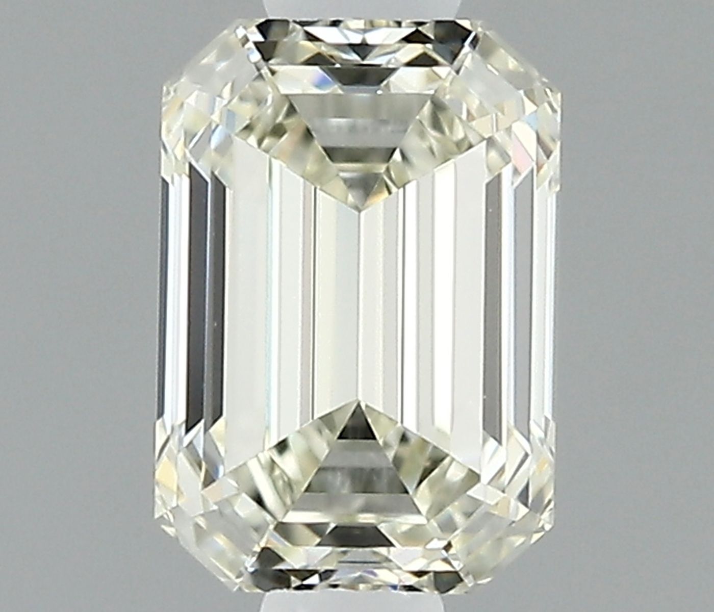 0.51 ct Emerald Diamond