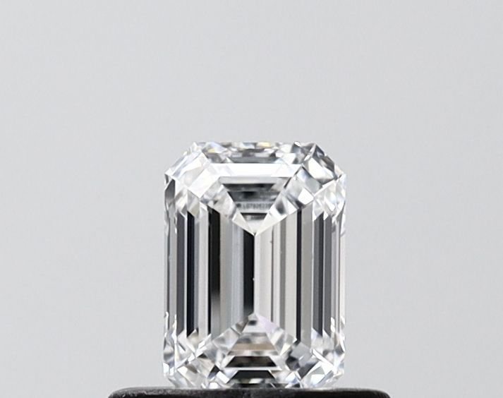 0.54 ct lab-grown Emerald Diamond