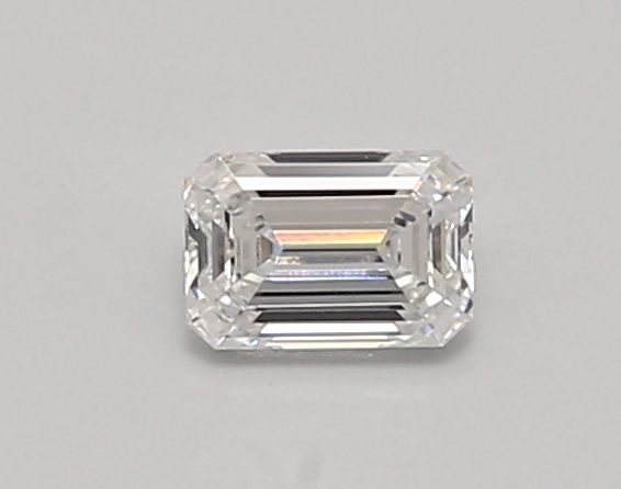 0.47 ct lab-grown Emerald Diamond