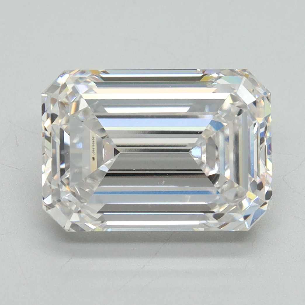 4.11 ct. emerald Lab Grown Diamond front image