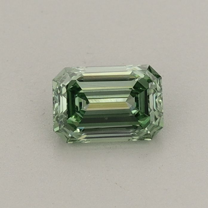 0.41 CT Fancy Vivid Green EMERALD