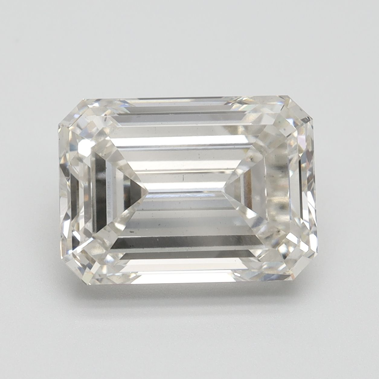 5.32 ct. emerald Lab Grown Diamond front image