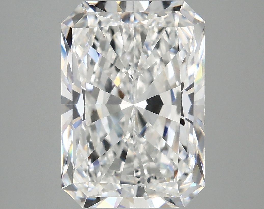 4.90 ct. radiant Lab Grown Diamond front image