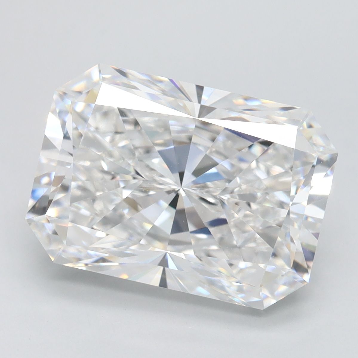 4.64 ct. radiant Lab Grown Diamond front image