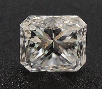 1.01 ct Radiant diamond