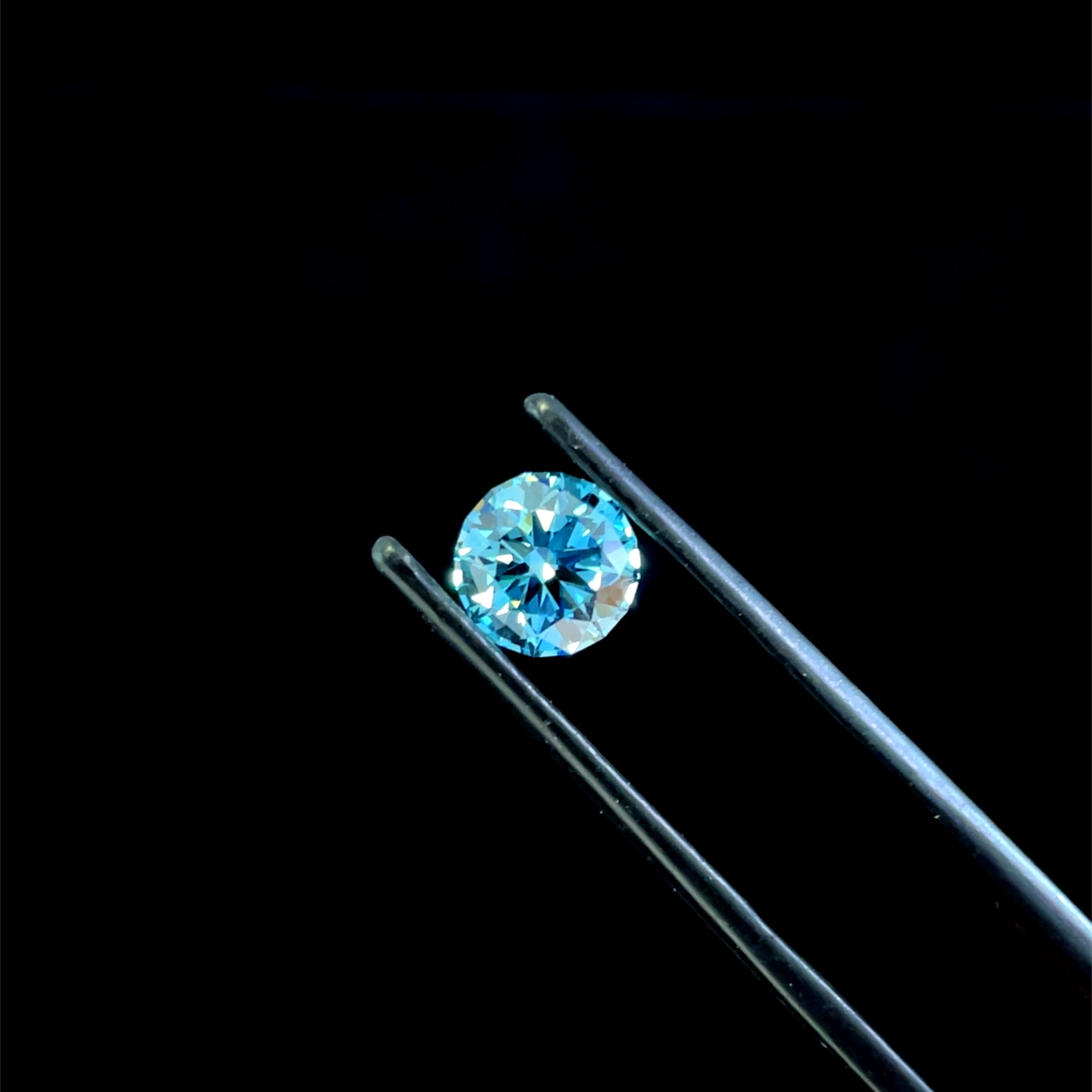 1.07 ct. round Lab Grown Diamond front image