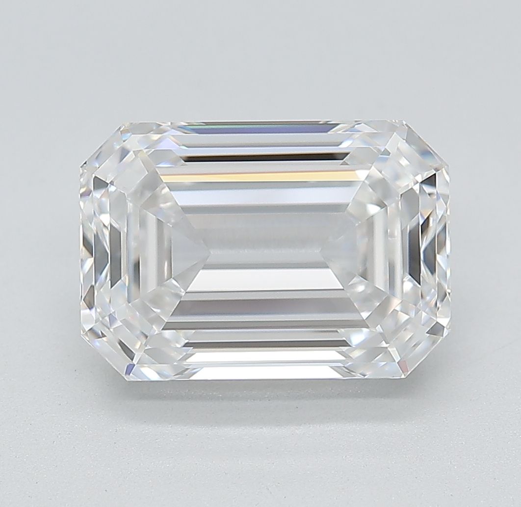 4.57 ct. emerald Lab Grown Diamond front image