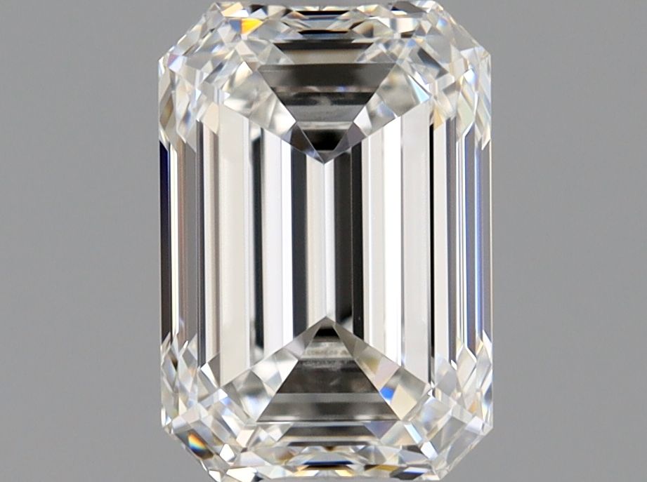0.90 ct Emerald diamond