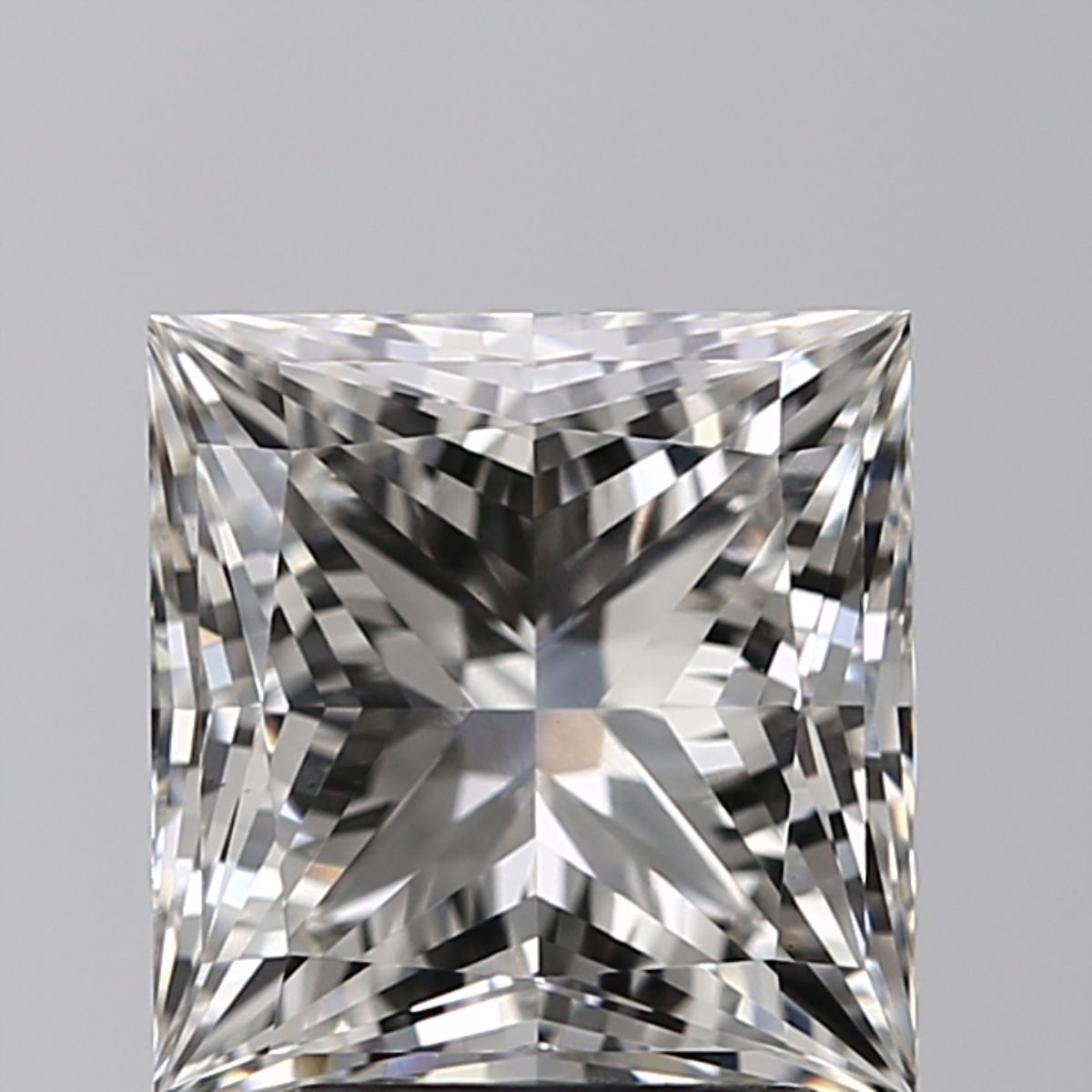 3.01 ct Princess diamond