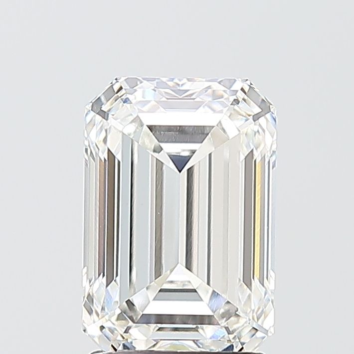 2.09 ct Emerald diamond