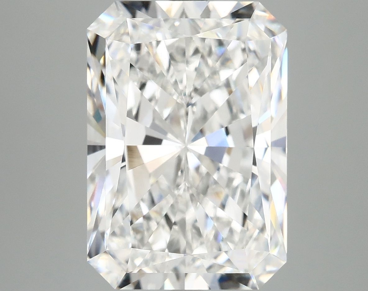 7.14 ct. radiant Lab Grown Diamond front image
