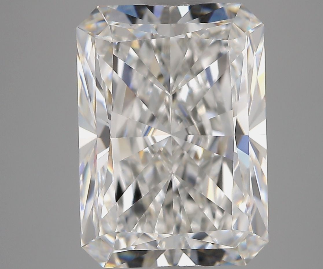 4.44 ct. radiant Lab Grown Diamond front image