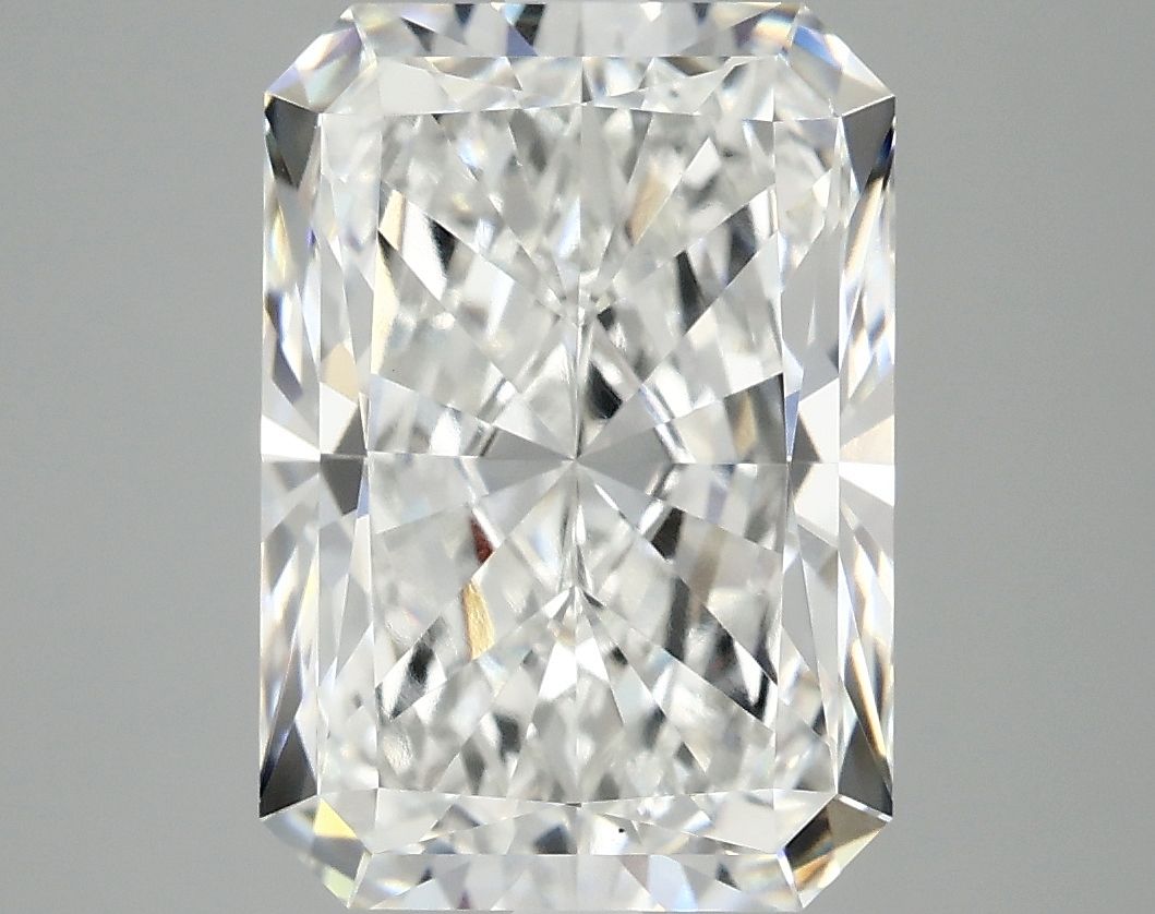 5.08 ct. radiant Lab Grown Diamond front image