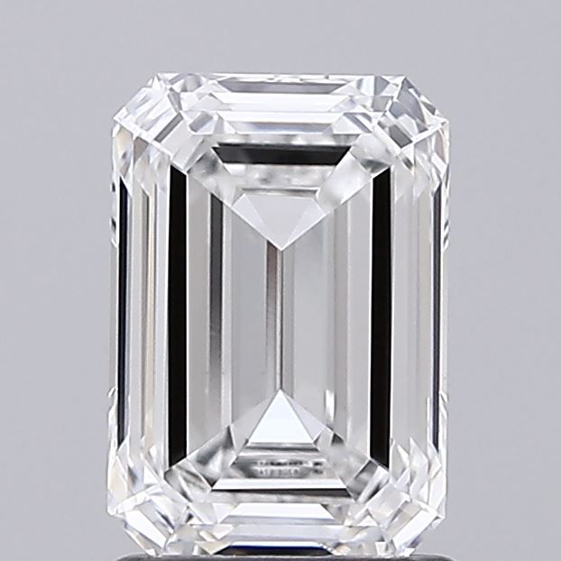 1.54 ct. emerald Lab Grown Diamond front image