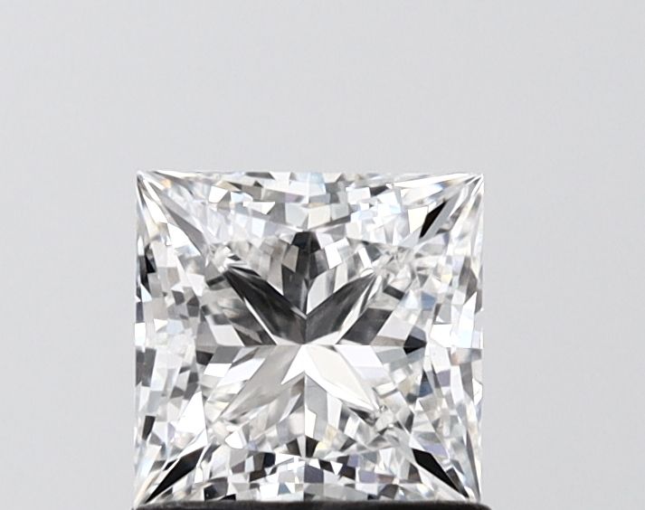 1.1 ct lab-grown Princess Diamond