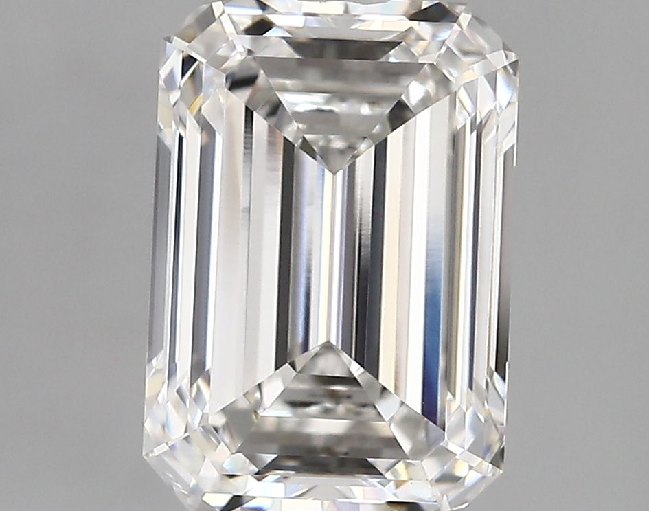 3.90 ct. emerald Lab Grown Diamond front image