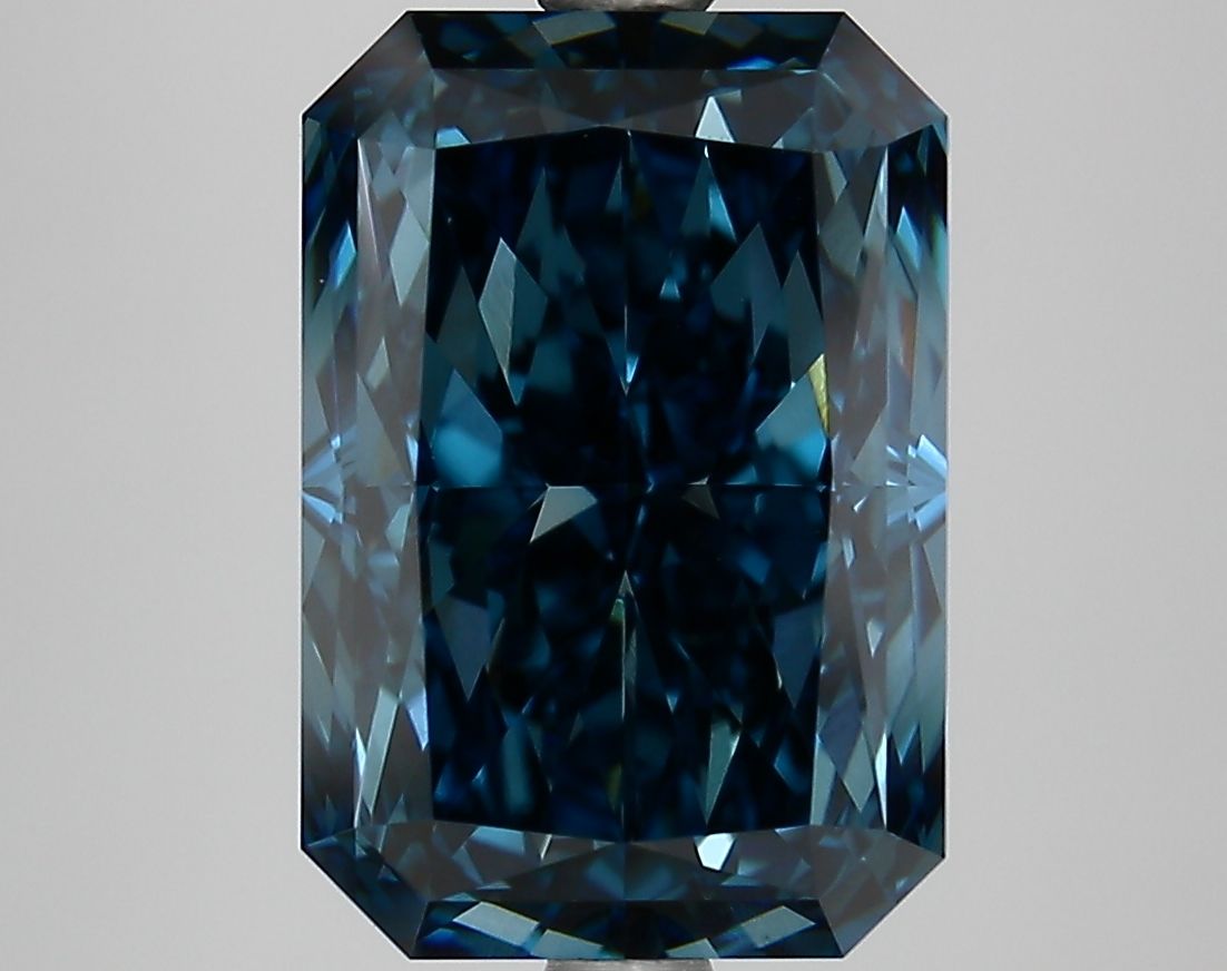 4.82 ct. radiant Lab Grown Diamond front image