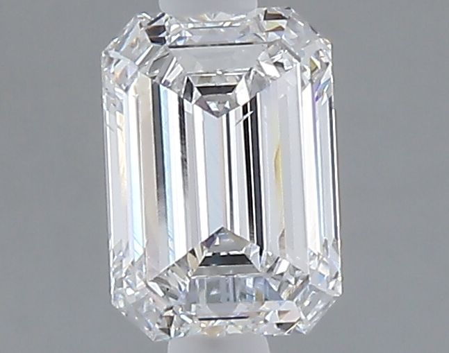 1.02 ct. emerald Lab Grown Diamond front image
