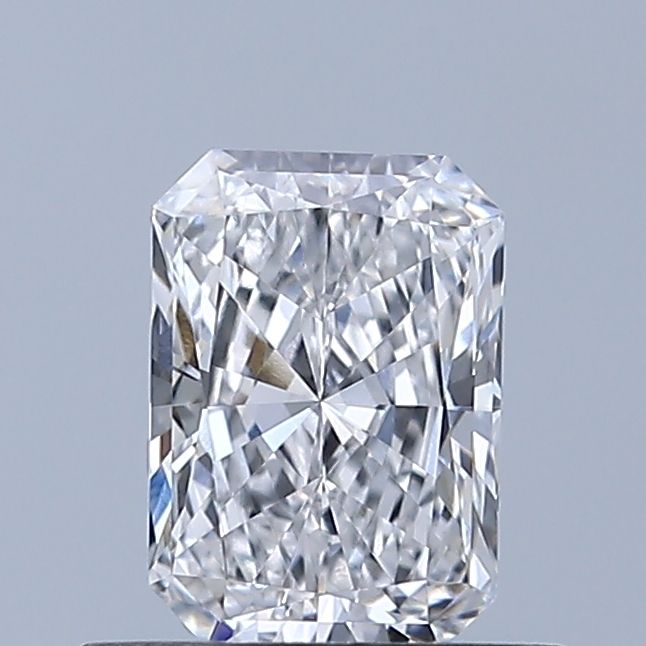 0.6 ct lab-grown Radiant Diamond