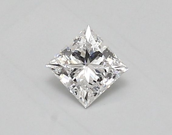 0.39 ct lab-grown Princess Diamond